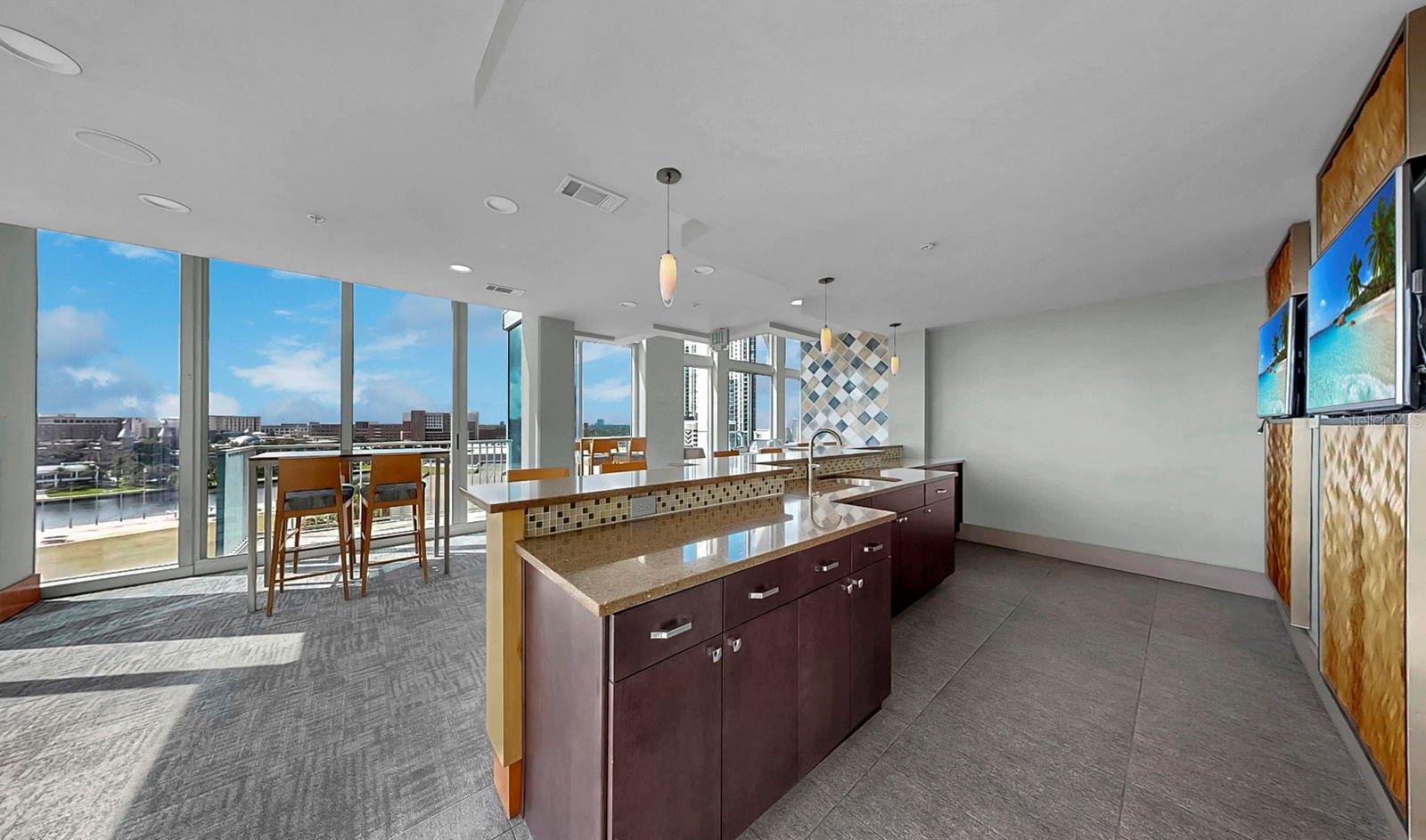 SKYPOINT A CONDO - Residential