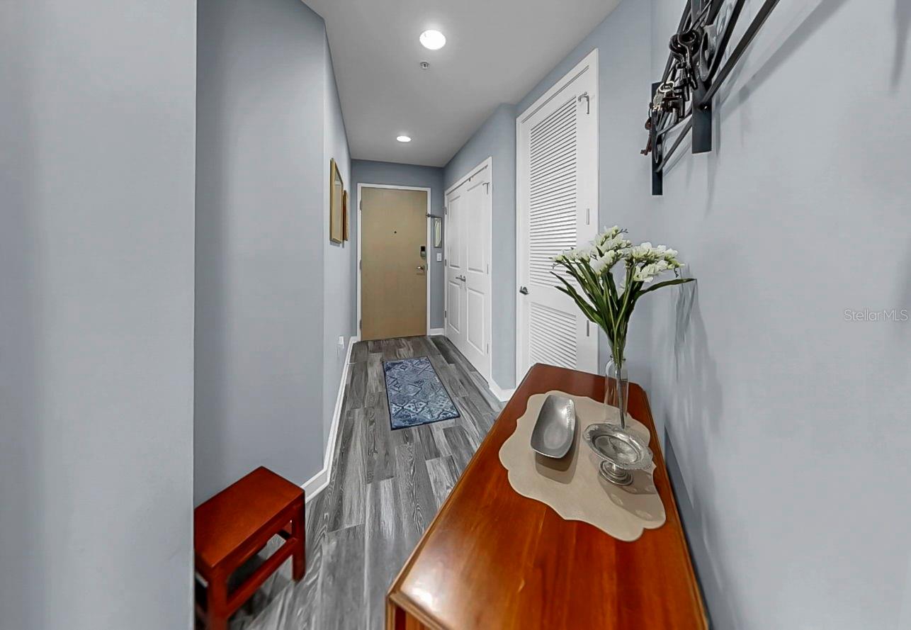 SKYPOINT A CONDO - Residential