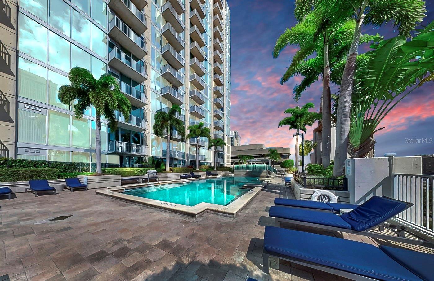 SKYPOINT A CONDO - Residential