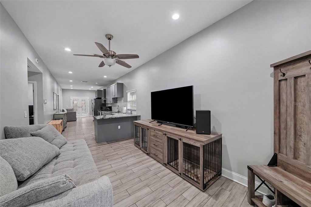 Photo of 2341 W Chestnut Street, Tampa, FL 33607 (MLS # TB8530436)