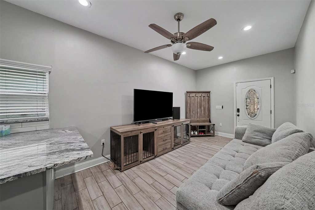 Photo of 2341 W Chestnut Street, Tampa, FL 33607 (MLS # TB8530436)