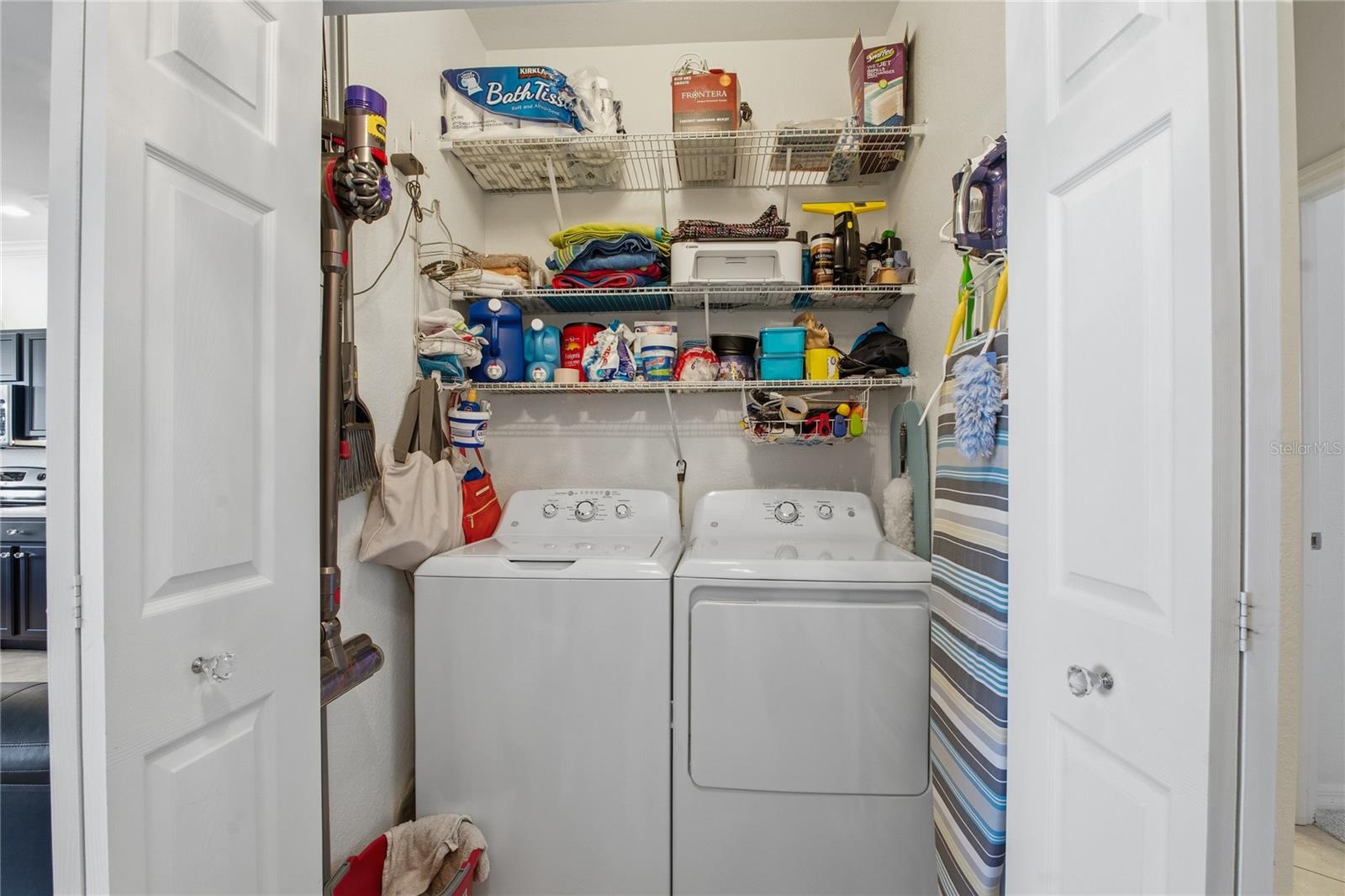 RIVER STRAND - GRAND ESTUARY V - Residential Lease