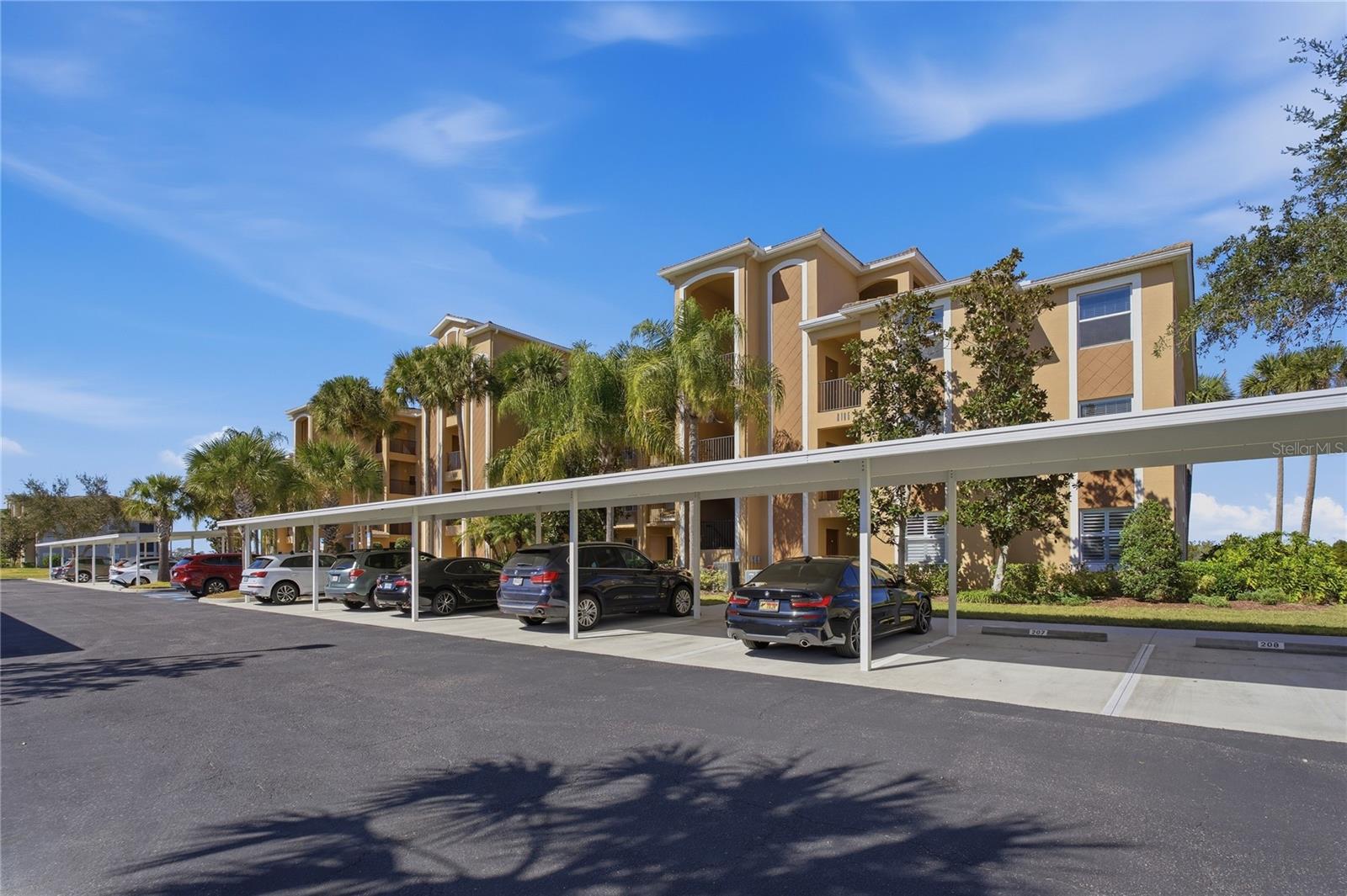 RIVER STRAND - GRAND ESTUARY V - Residential Lease