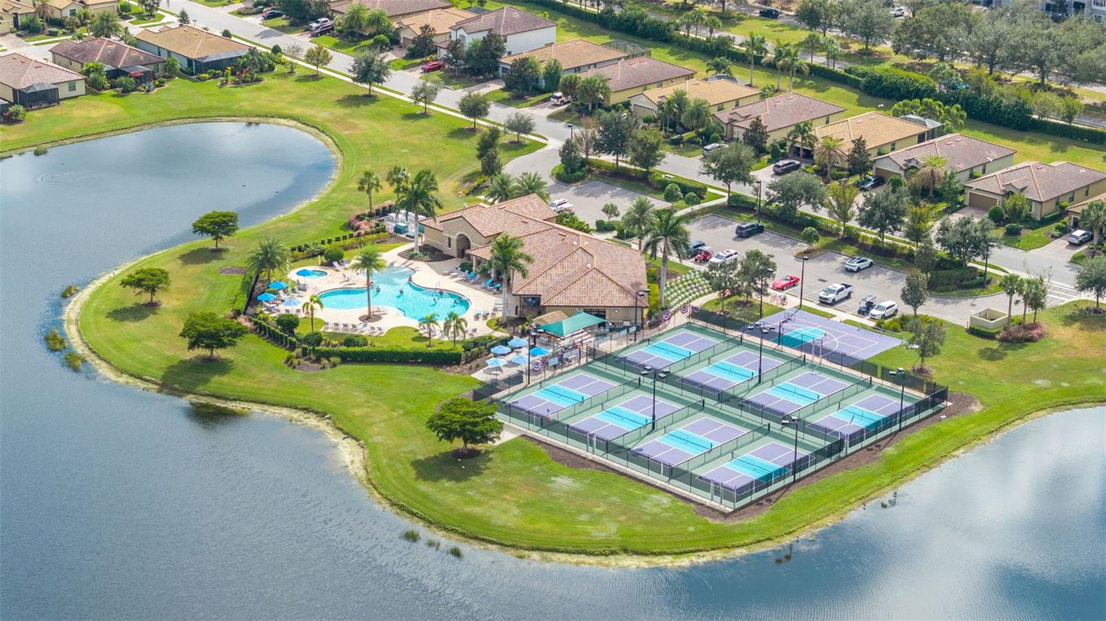 RIVER STRAND - Residential