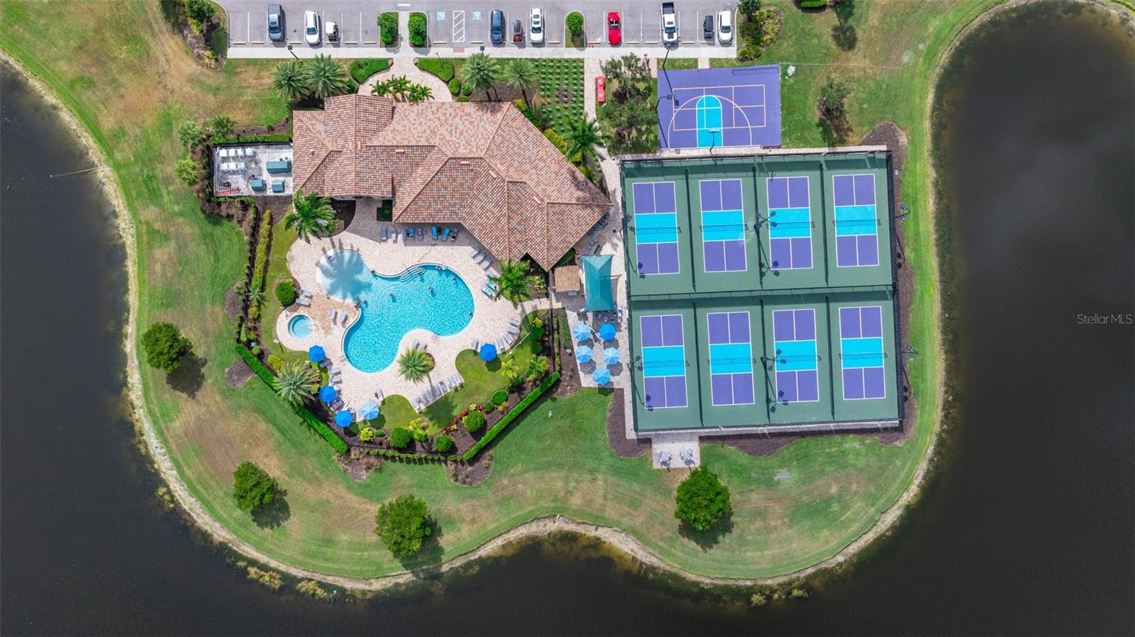 RIVER STRAND - Residential