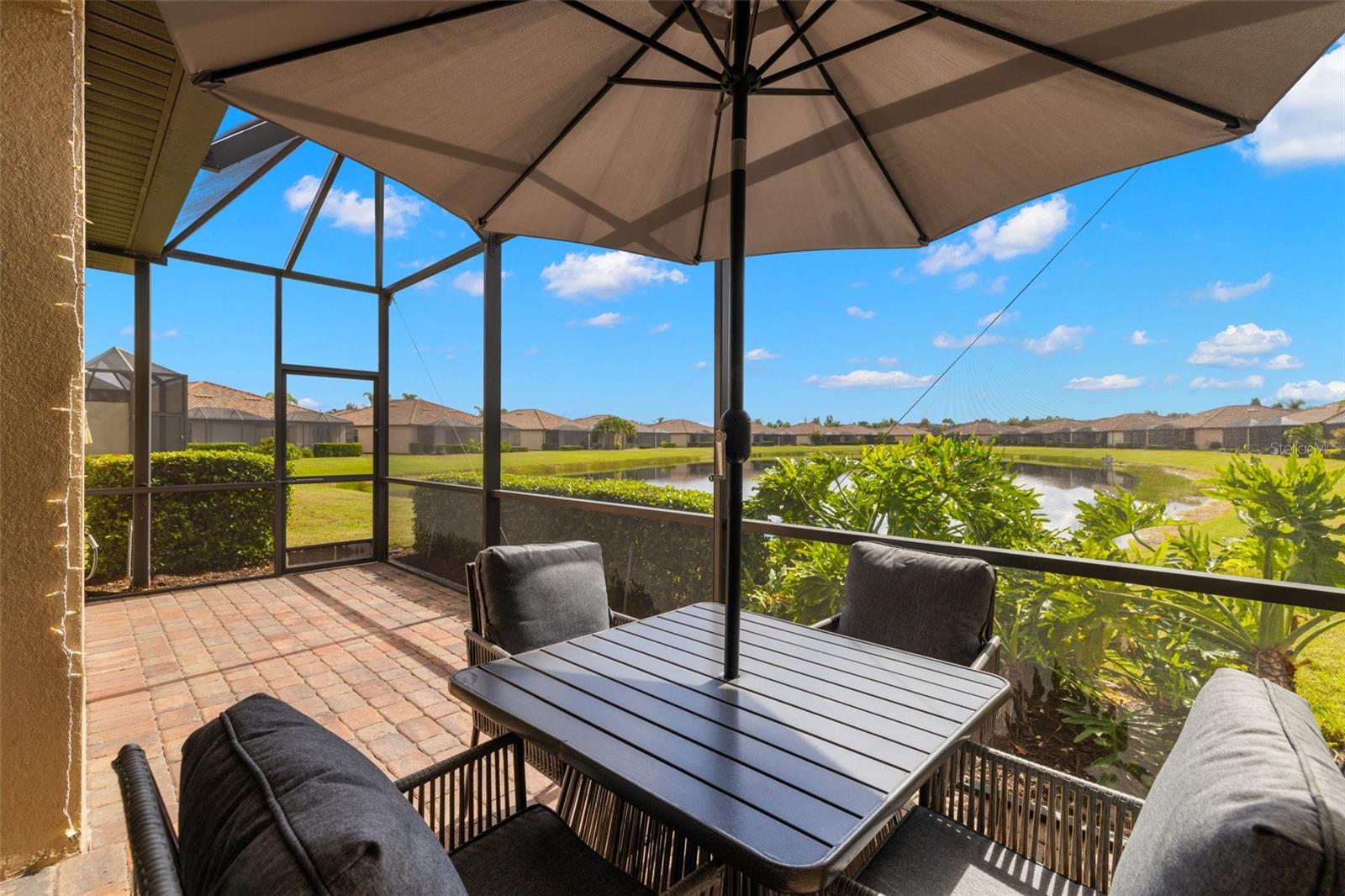 RIVER STRAND - Residential