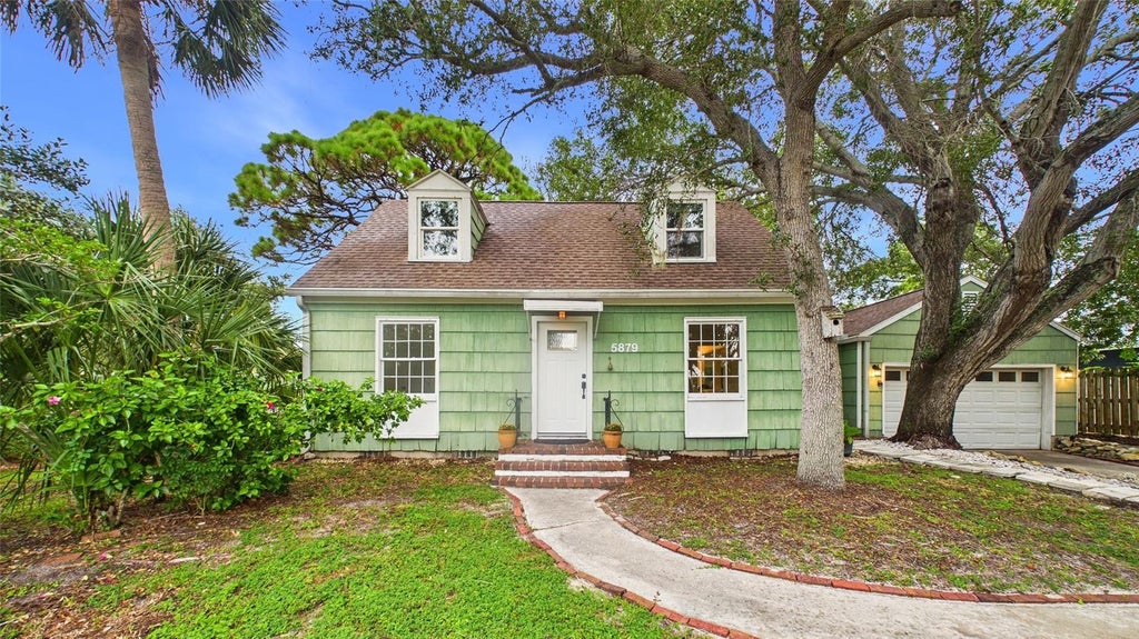 Photo of 5879 27th Avenue S, Gulfport, FL 33707 (MLS # TB8544107)