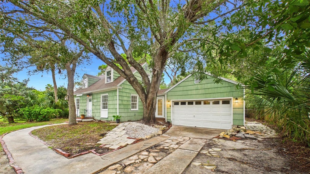 Photo of 5879 27th Avenue S, Gulfport, FL 33707 (MLS # TB8544107)