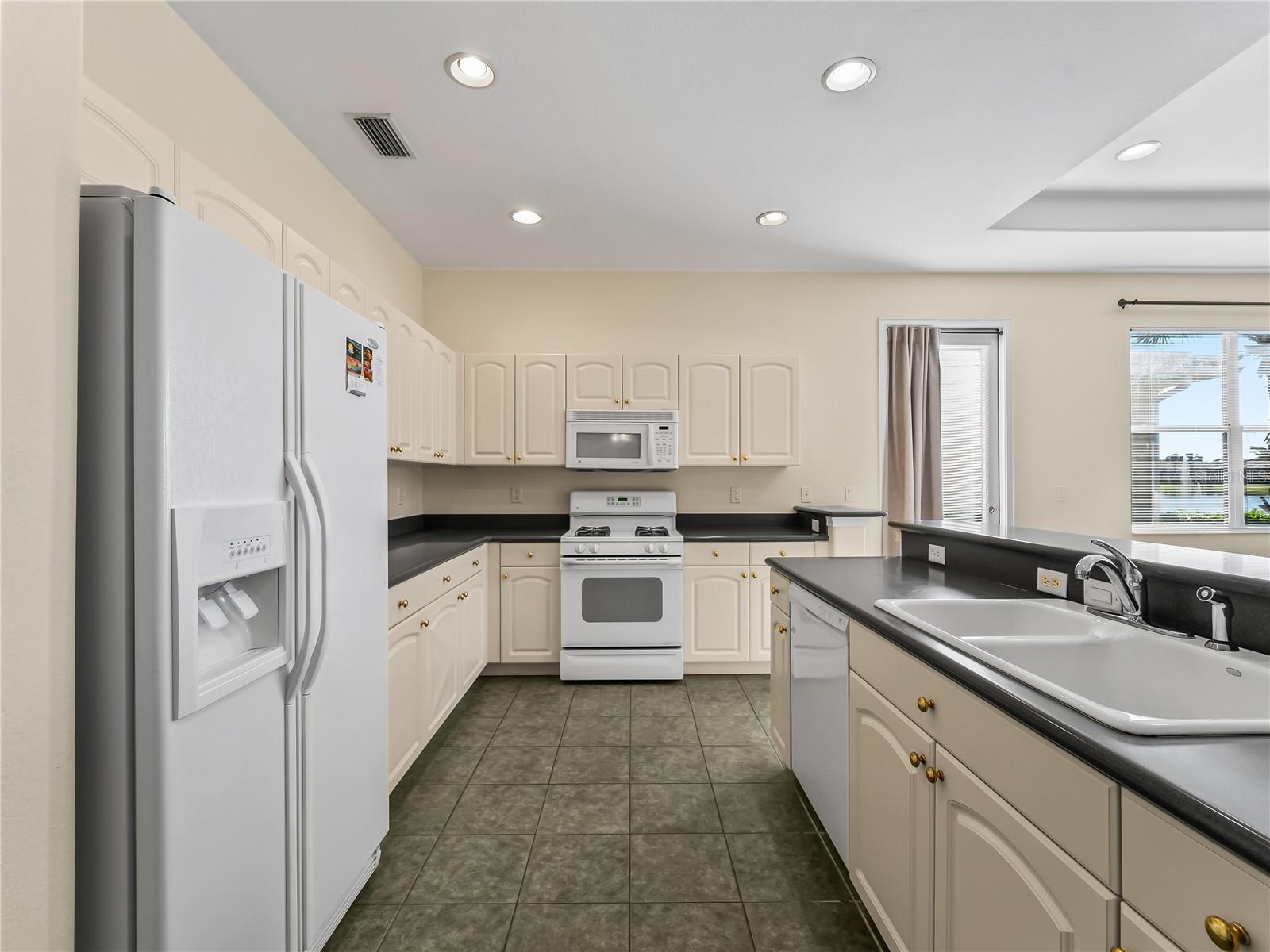 VENETIAN GOLF & RIVER CLUB - Residential