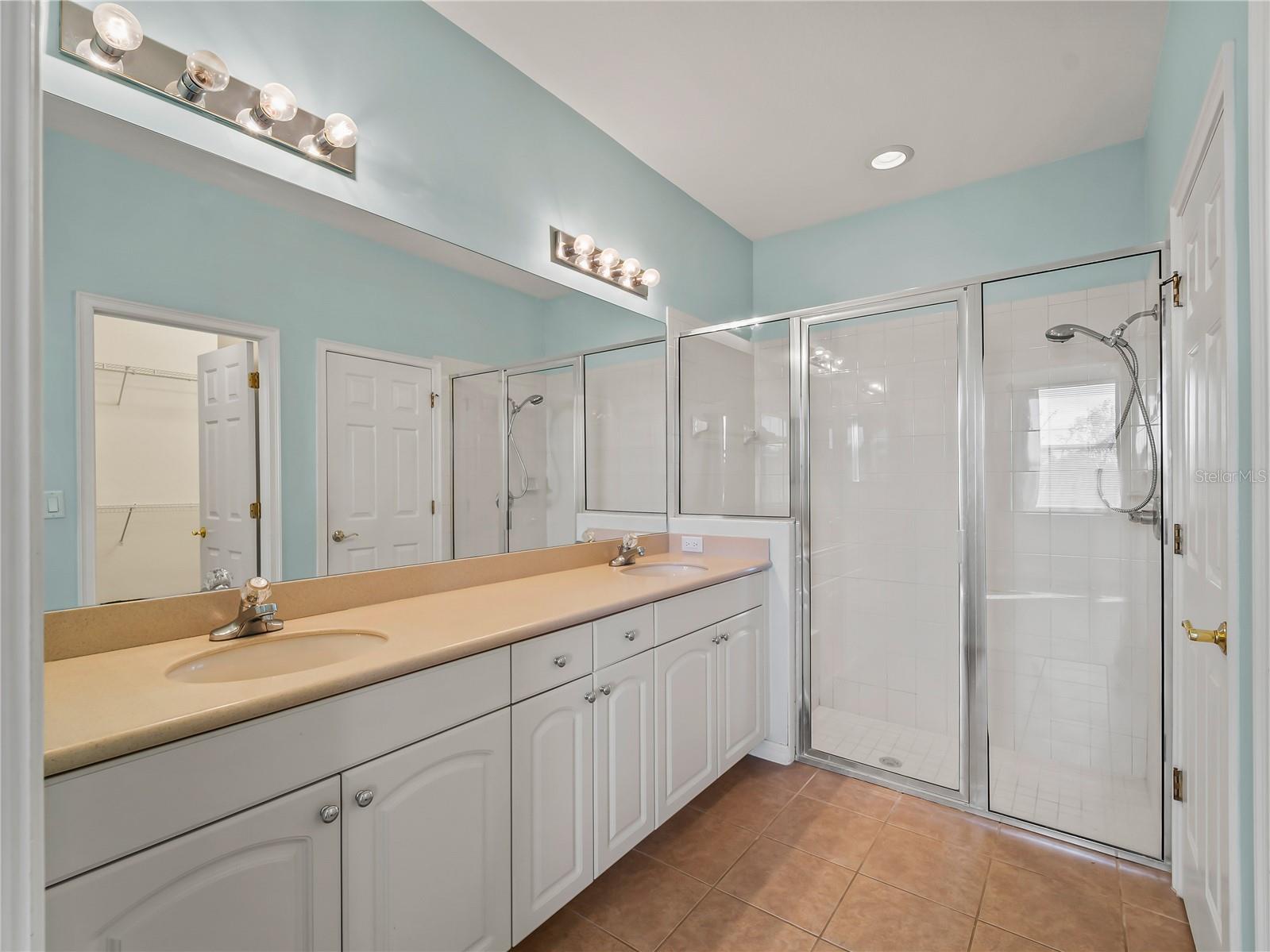 VENETIAN GOLF & RIVER CLUB - Residential