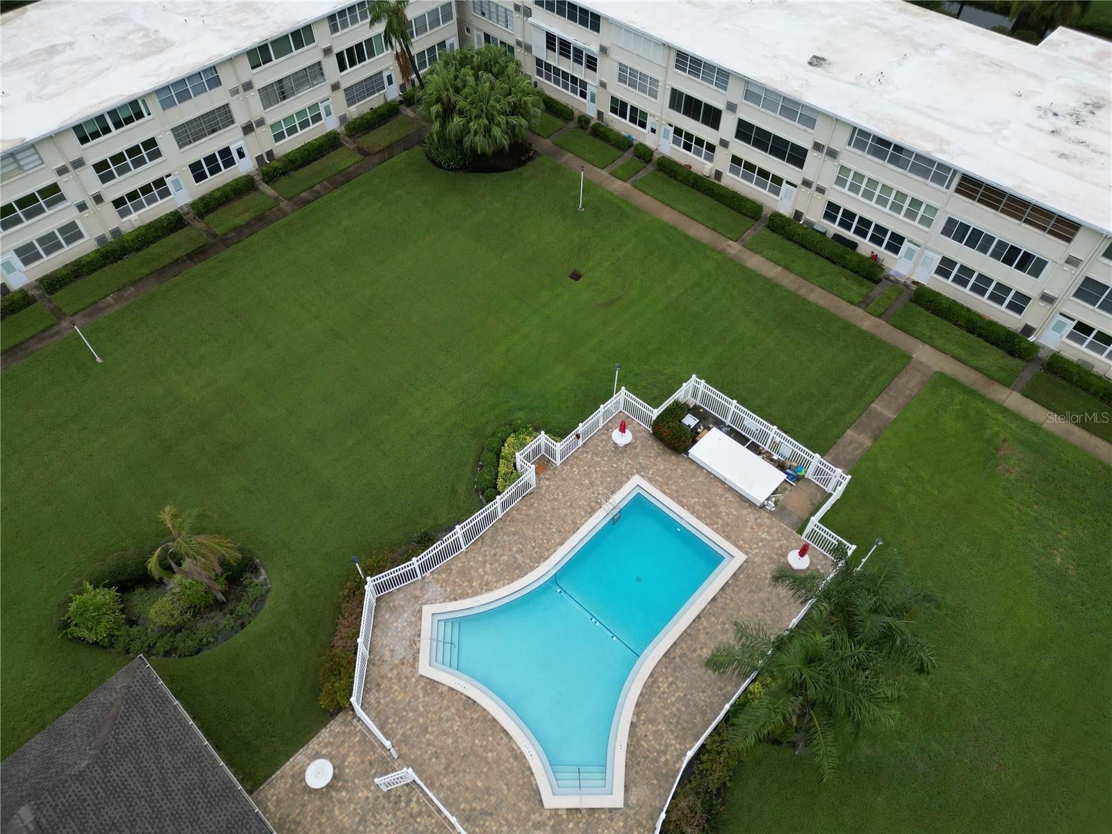 951 79TH AVENUE N APT 322