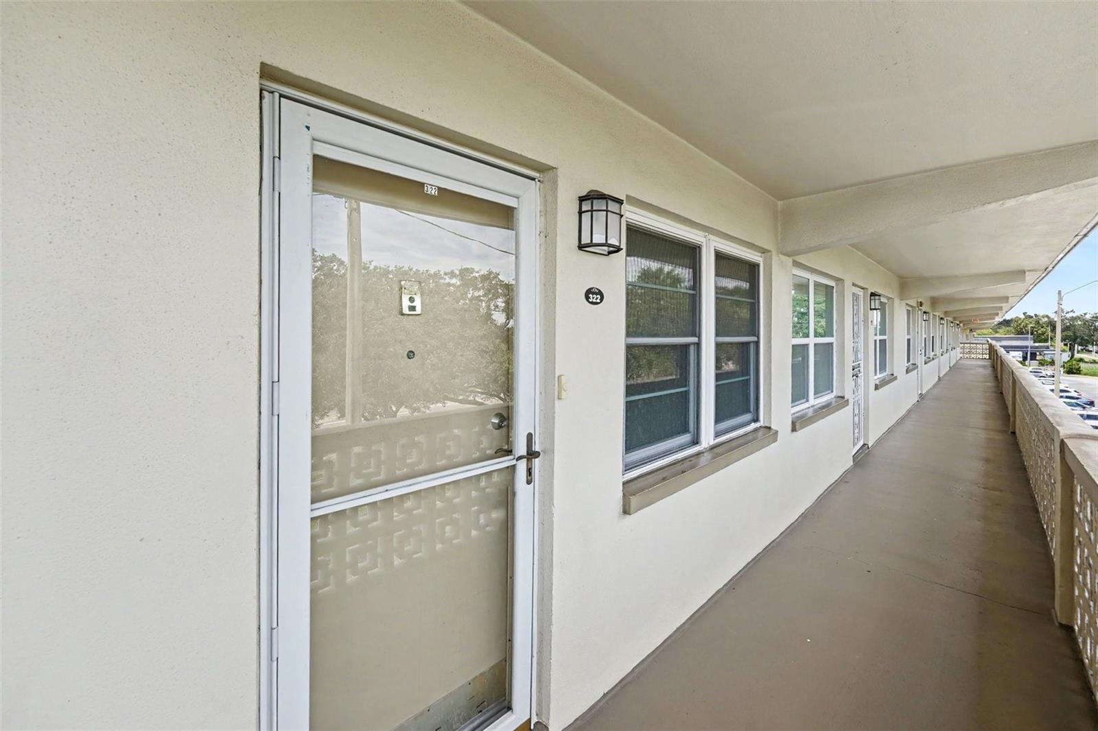 951 79TH AVENUE N APT 322