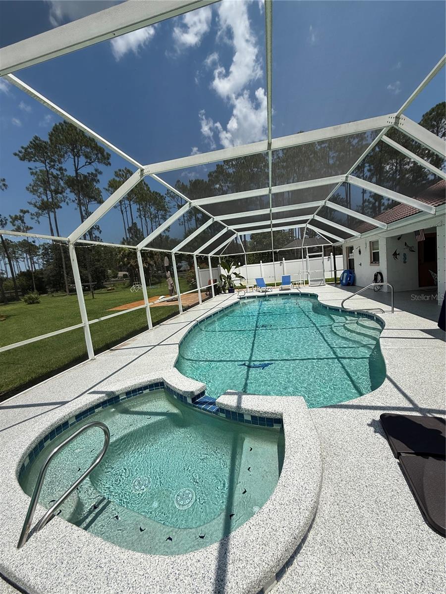 87 EASTWOOD DRIVE
