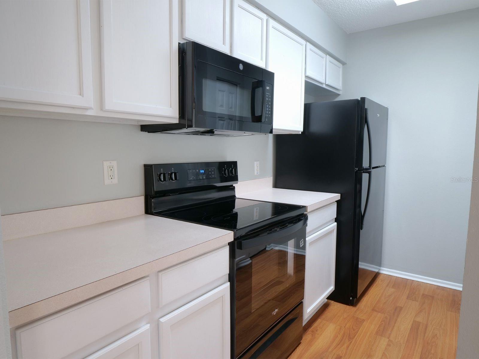 THE TWNHMS AT KENSINGTON PH - Residential