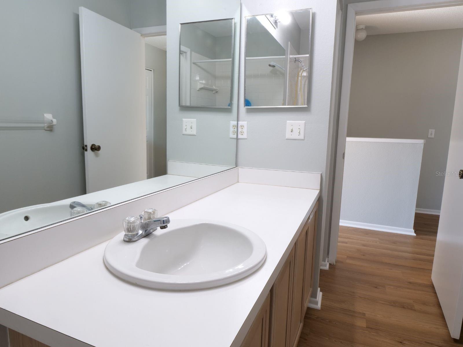 THE TWNHMS AT KENSINGTON PH - Residential