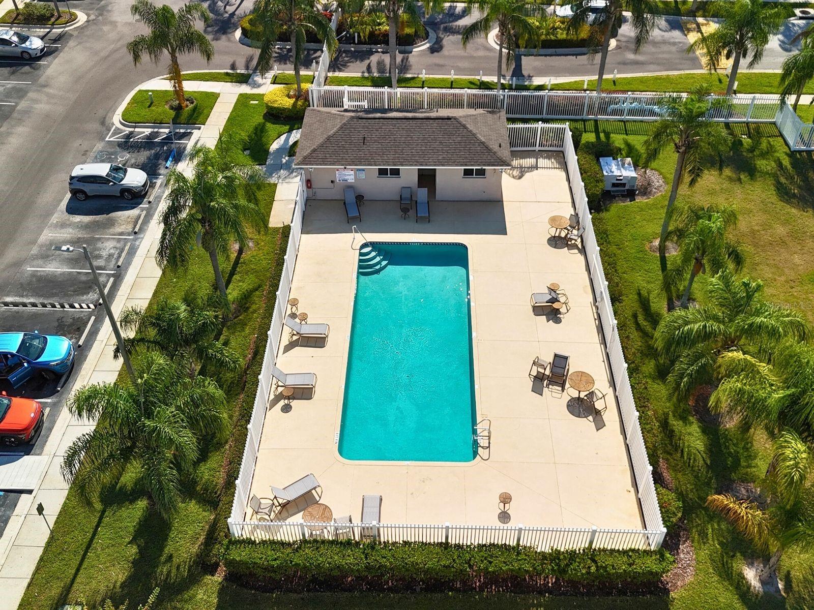 THE TWNHMS AT KENSINGTON PH - Residential