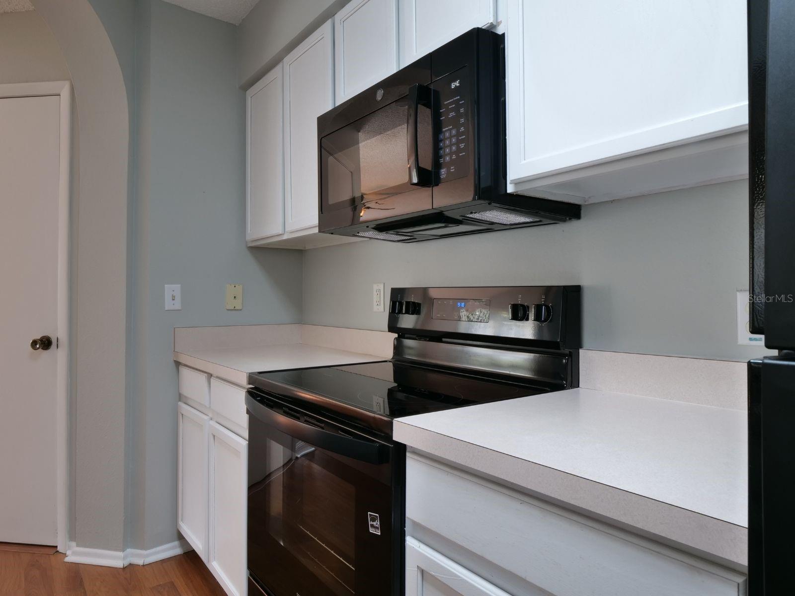 THE TWNHMS AT KENSINGTON PH - Residential