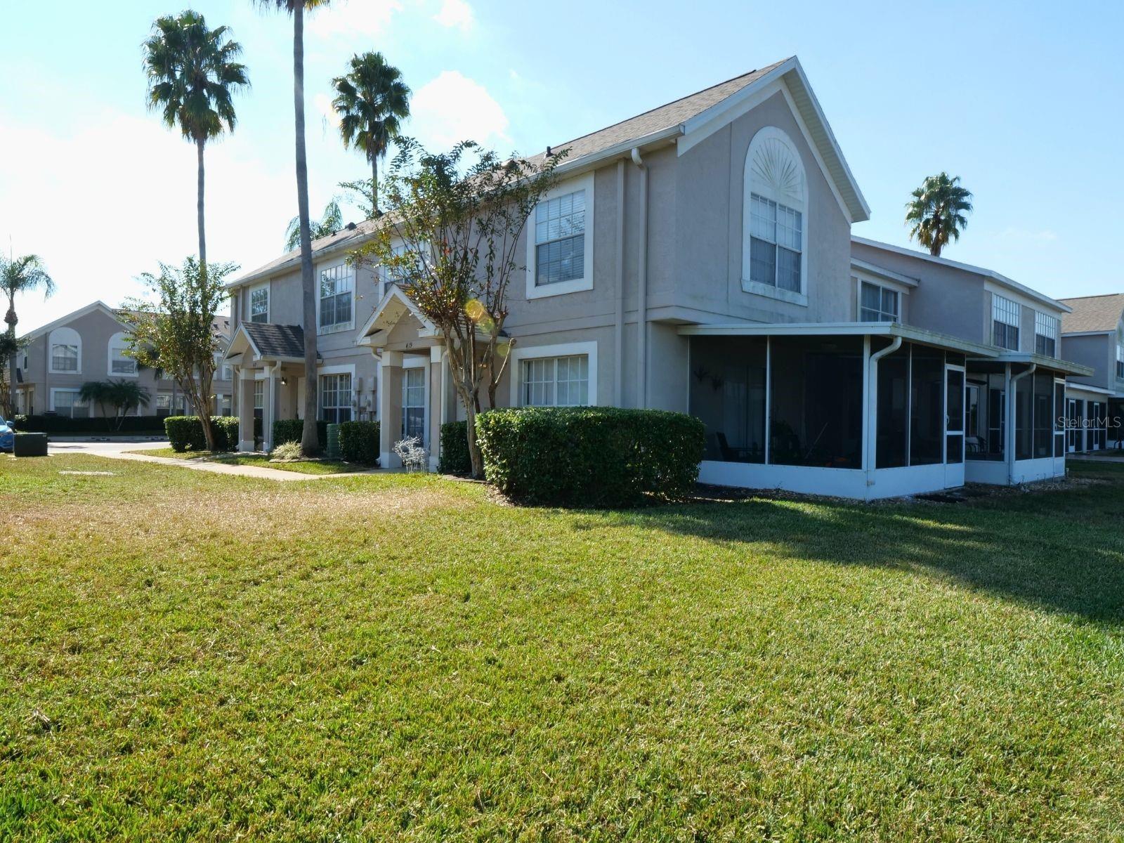 417 KENSINGTON LAKE CIRCLE