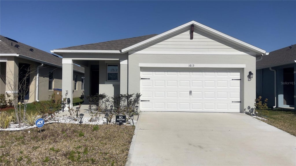Photo of 1613 Heart Bar Road, Kissimmee, FL 34744 (MLS # S5157132)