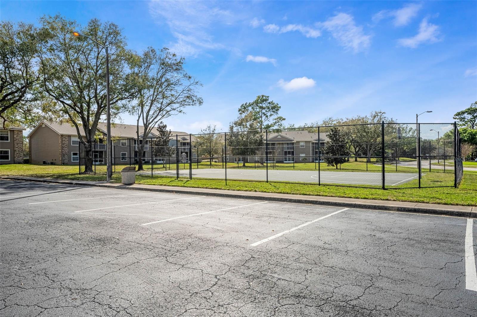 HUNTERS RESERVE A CONDO - Residential