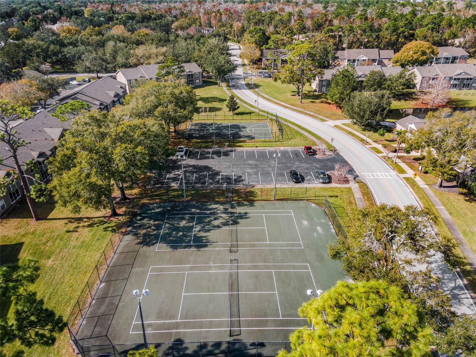 HUNTERS RESERVE A CONDO - Residential