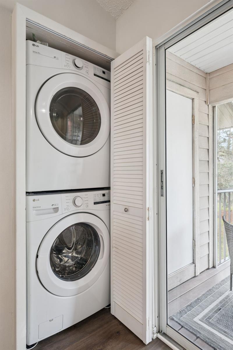 HUNTERS RESERVE A CONDO - Residential