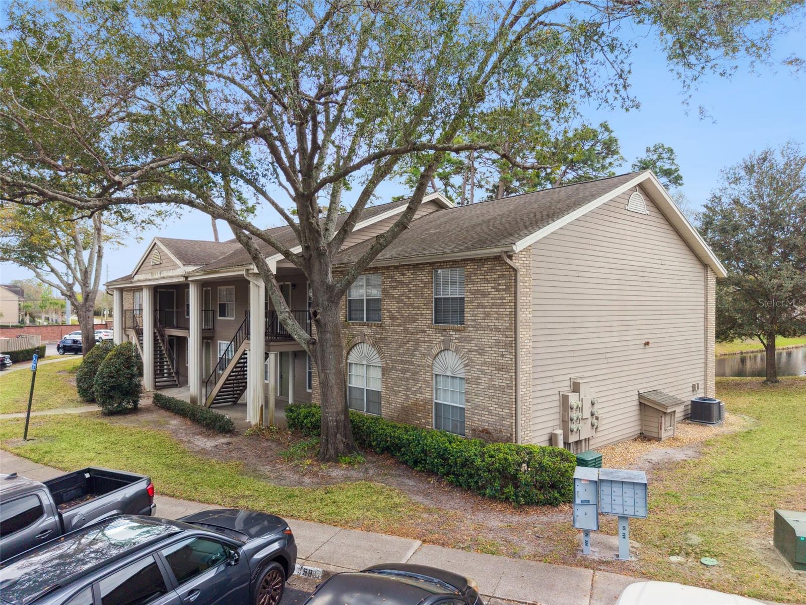 HUNTERS RESERVE A CONDO - Residential