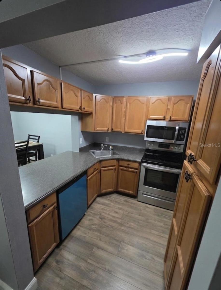 PINE RIDGE CLUB VILLAGE 1 PH 14 BLDG 16 - Residential