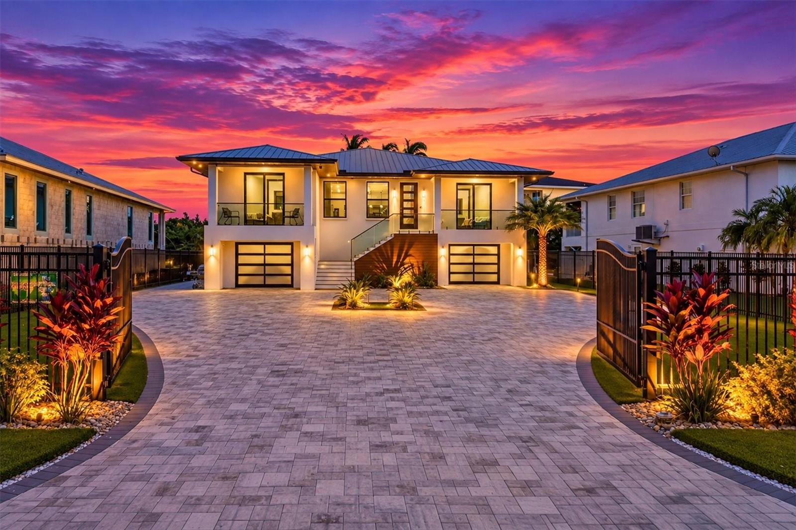 3920 ROBERTS POINT ROAD, SARASOTA, FL, 34242 1 3920 ROBERTS POINT ROAD