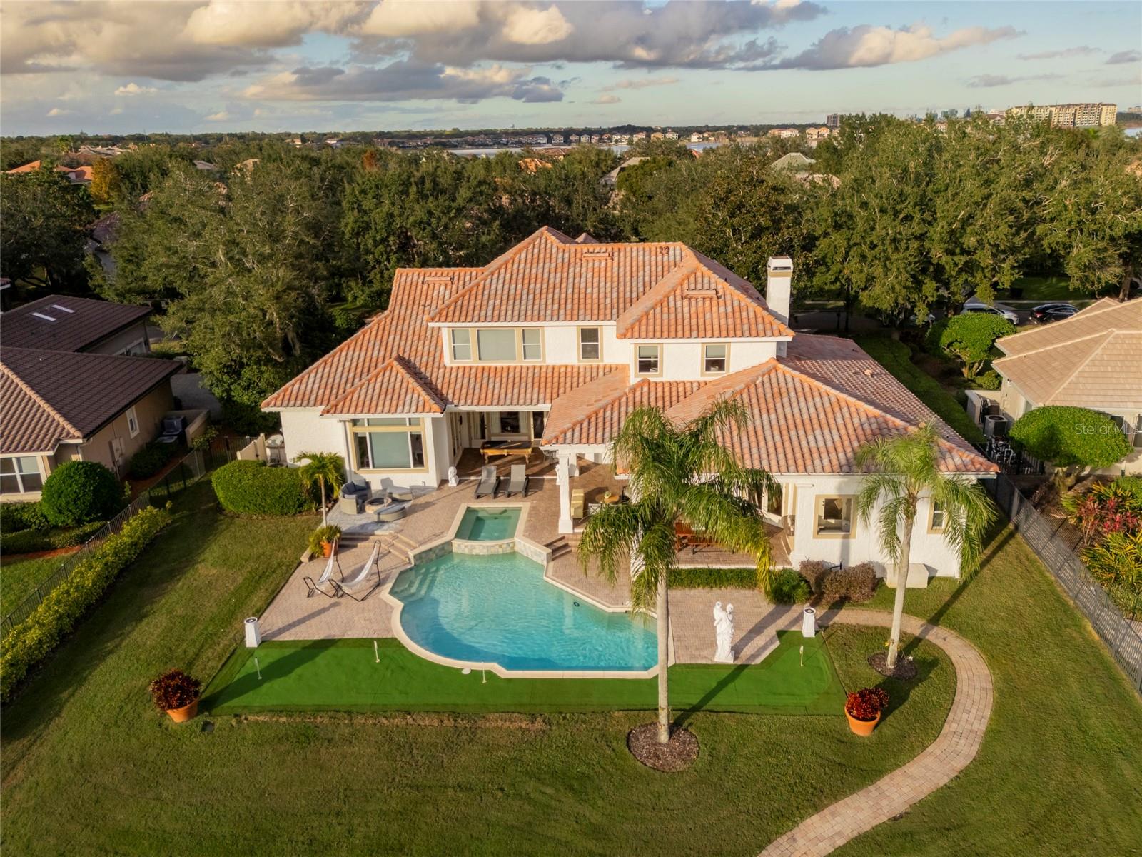 9233 SOUTHERN BREEZE DRIVE