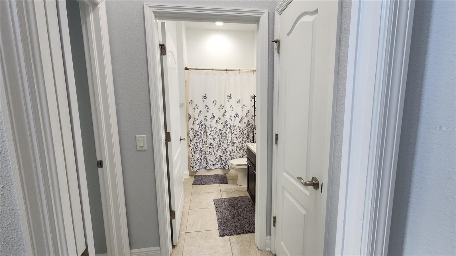 ROSEDALE ADD PH I - Residential Lease