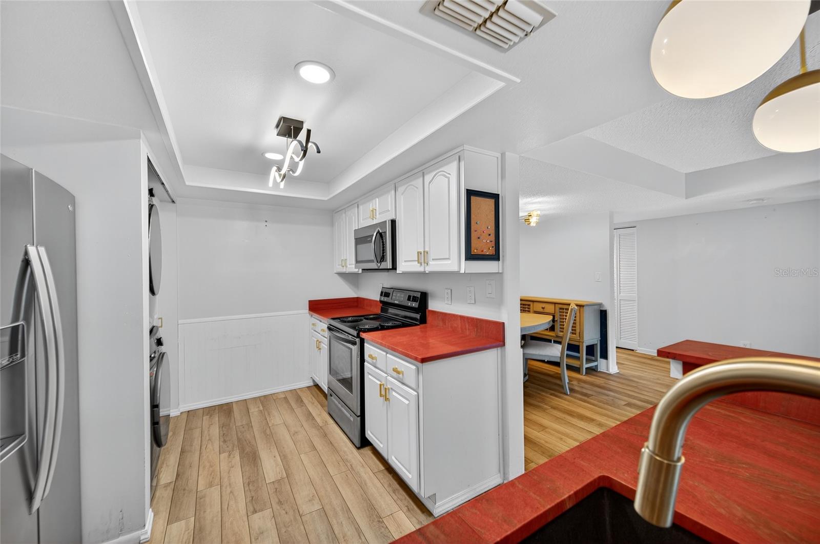 INVERNESS CONDO - Residential