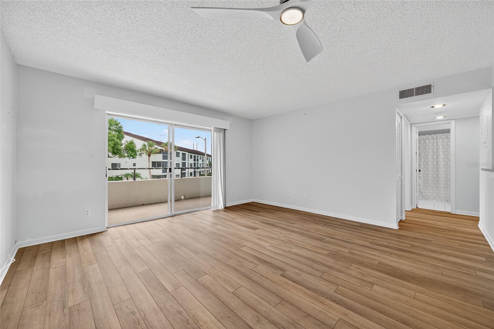 INVERNESS CONDO - Residential