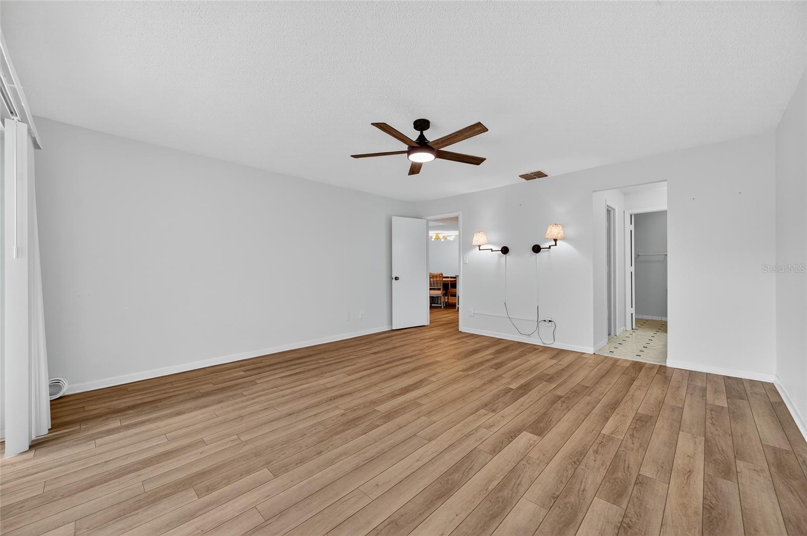 INVERNESS CONDO - Residential