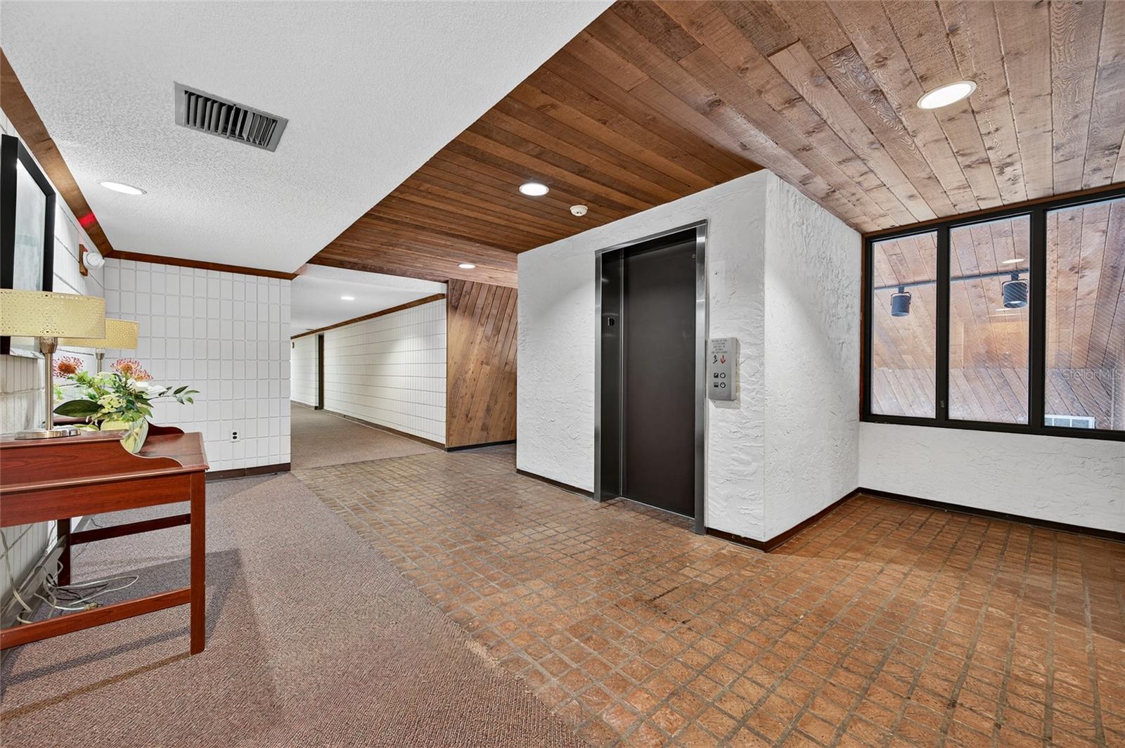INVERNESS CONDO - Residential