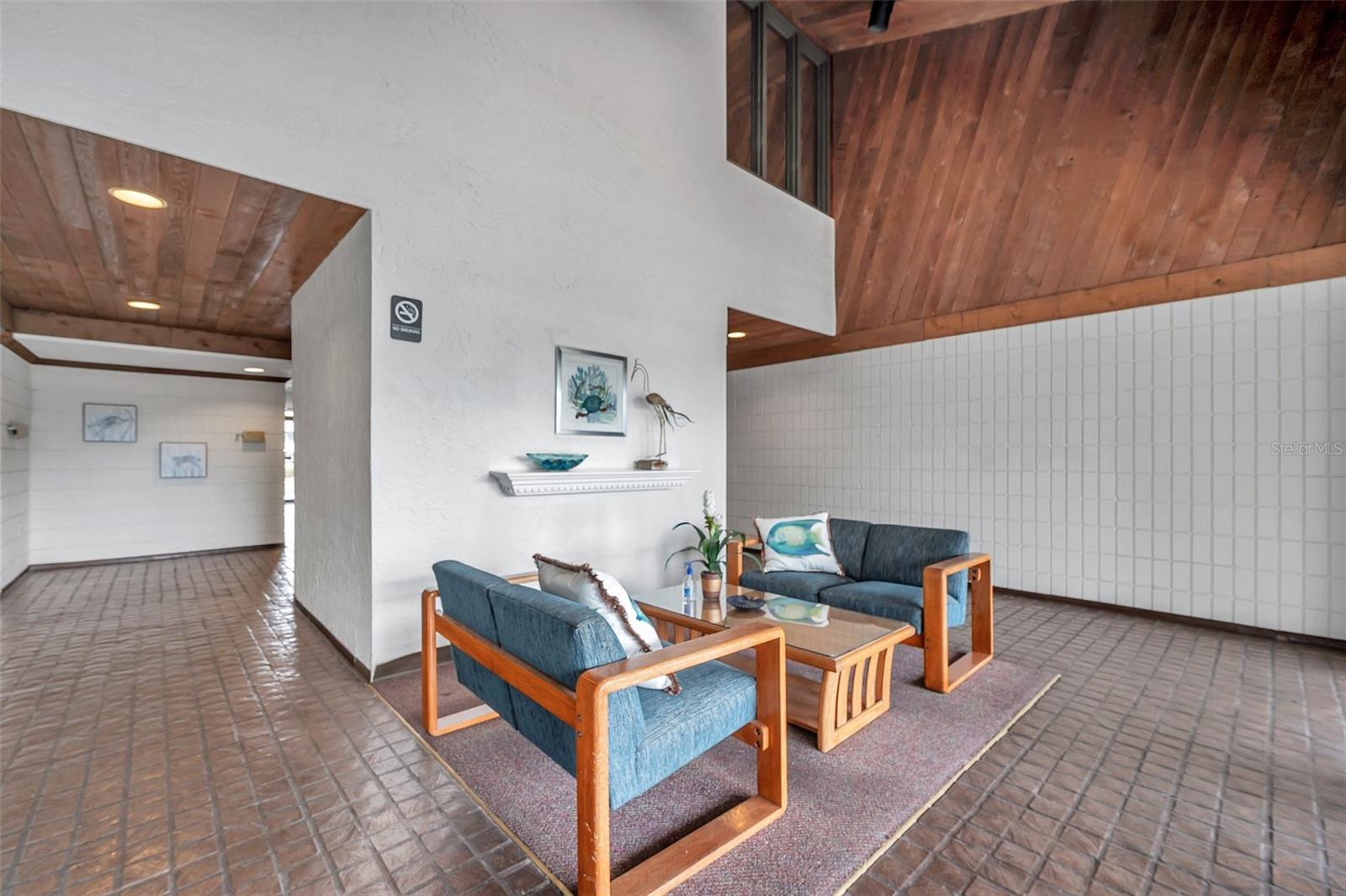INVERNESS CONDO - Residential
