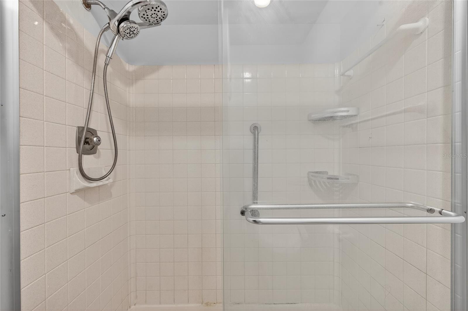 INVERNESS CONDO - Residential