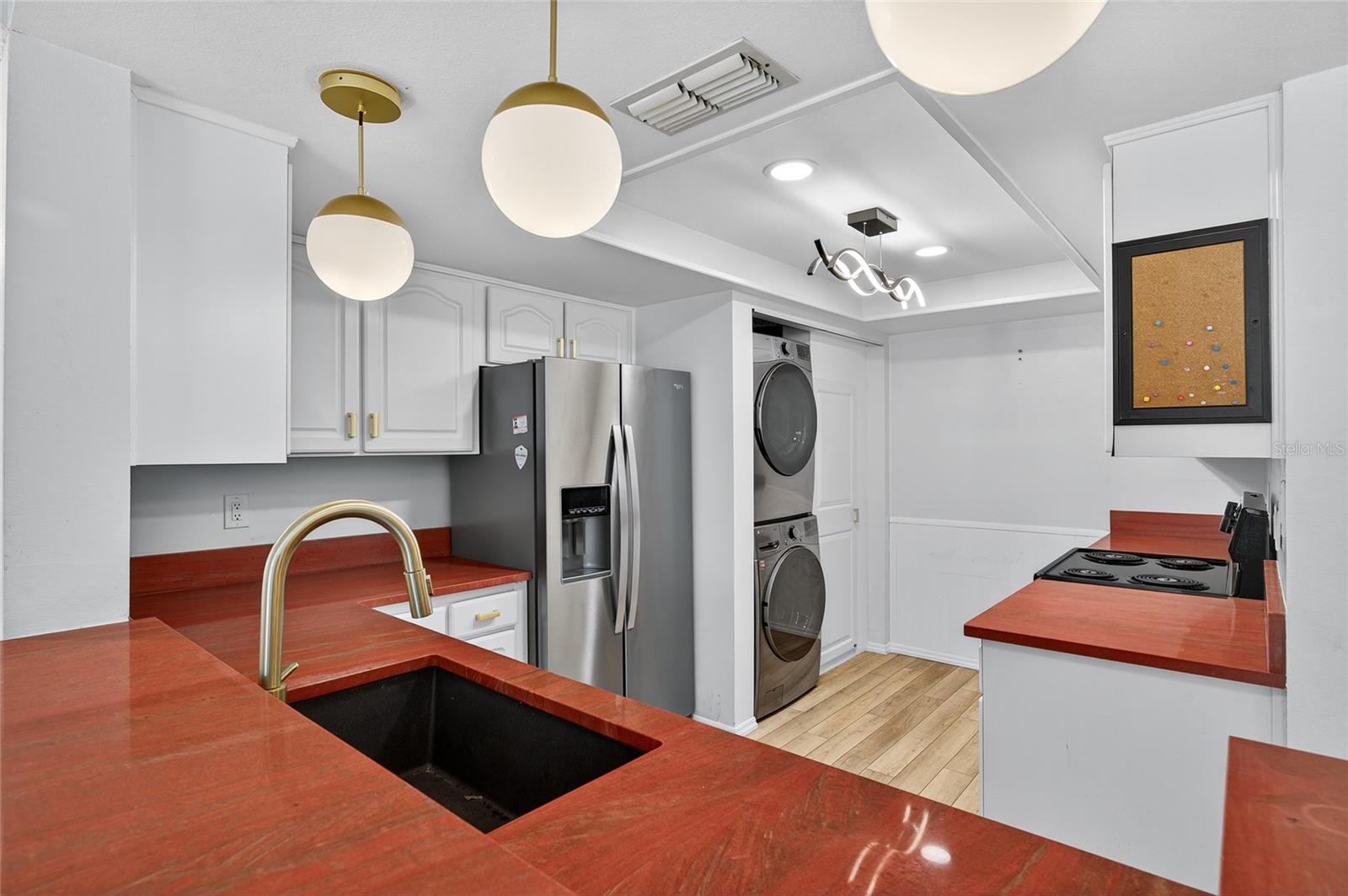 INVERNESS CONDO - Residential