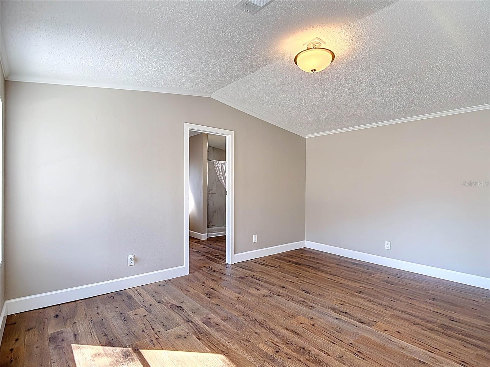 MOON LAKE ESTATES - Residential