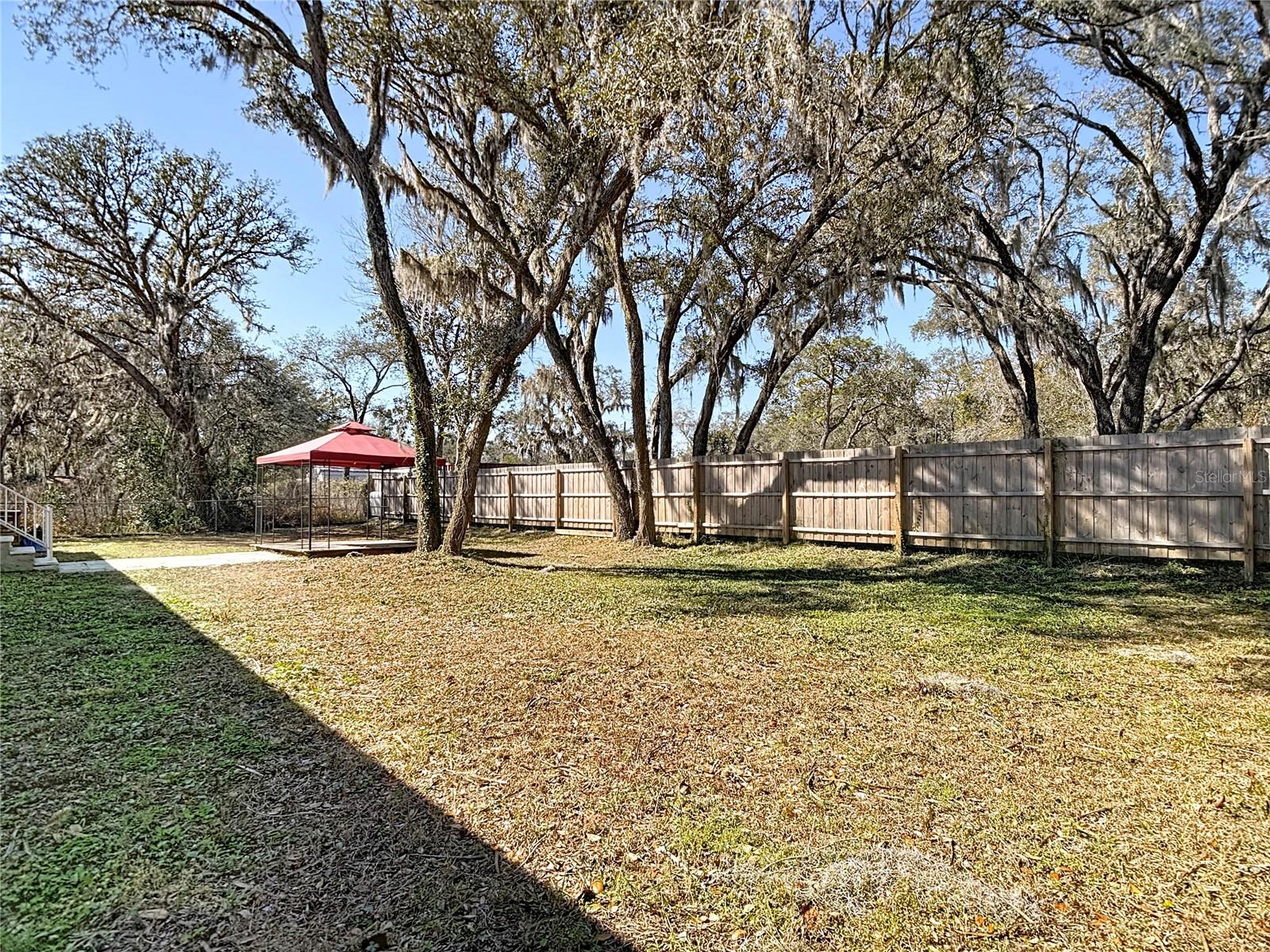 MOON LAKE ESTATES - Residential