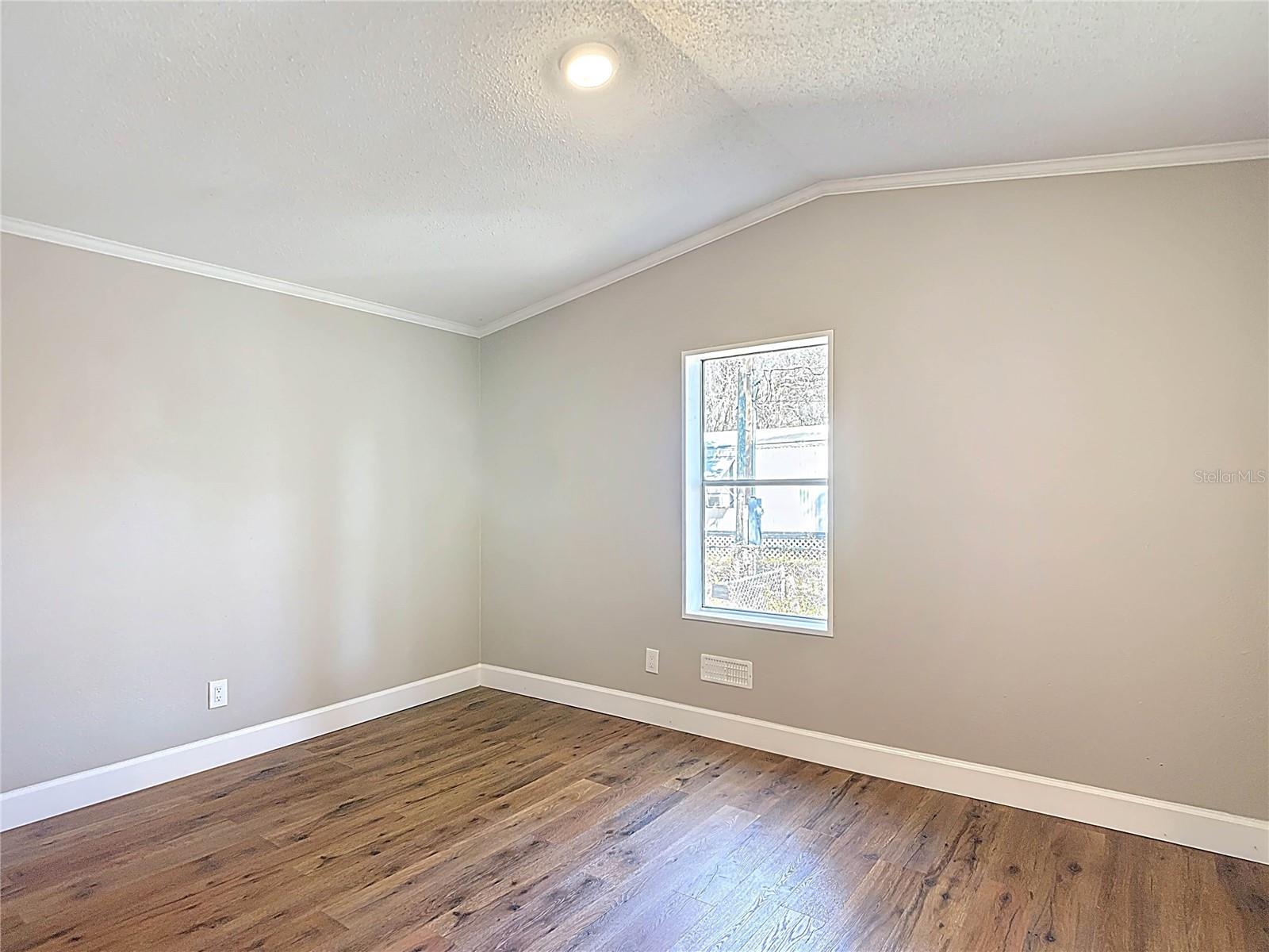 MOON LAKE ESTATES - Residential