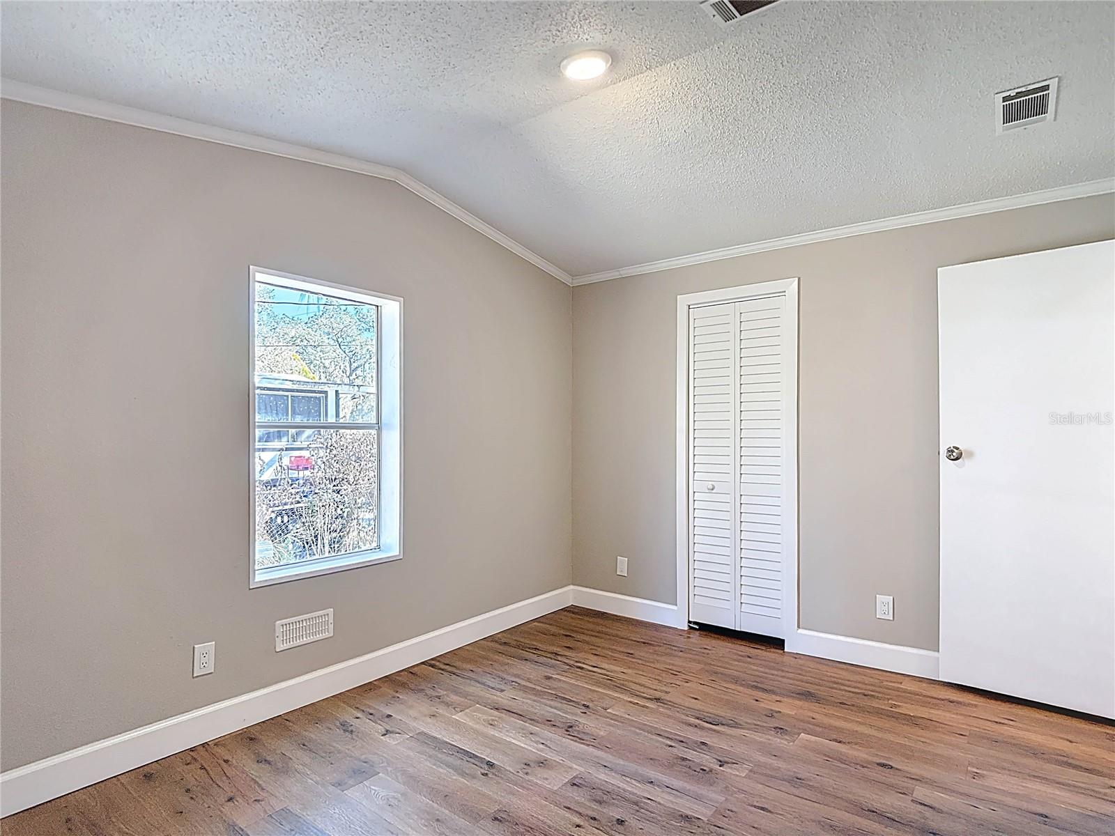 MOON LAKE ESTATES - Residential