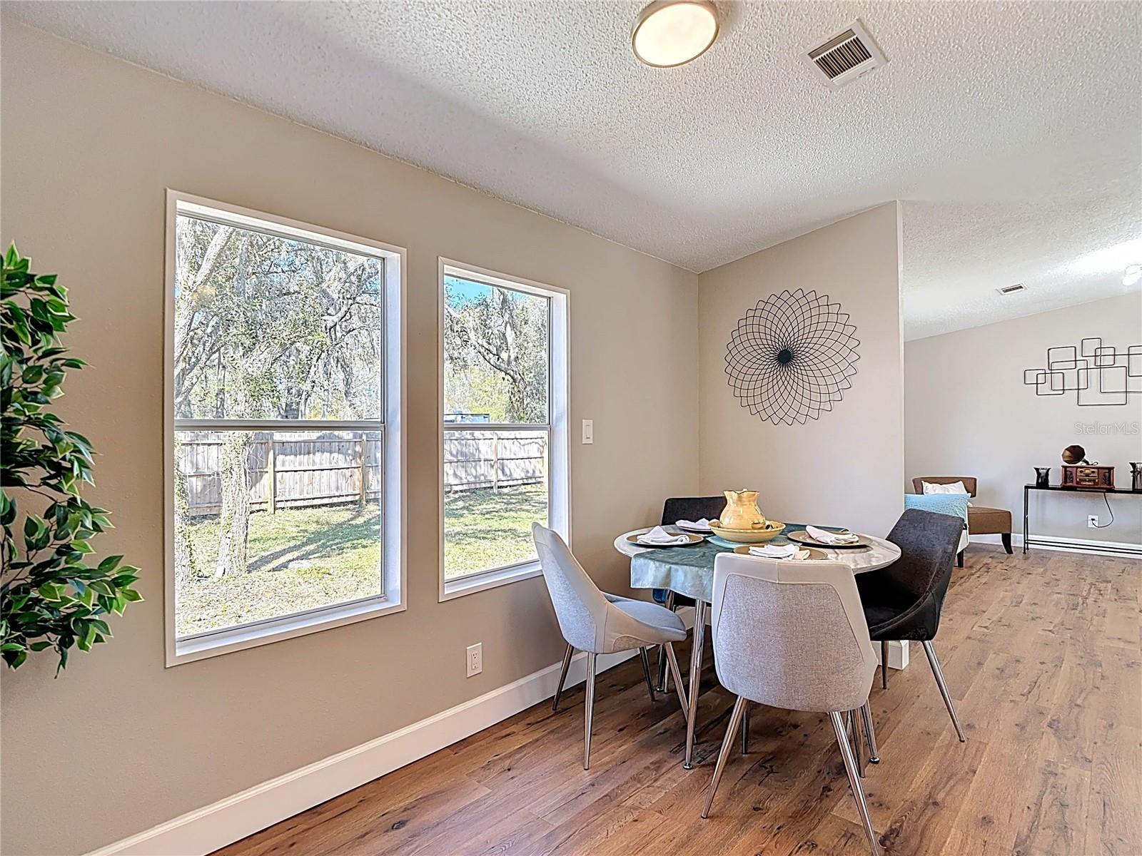 MOON LAKE ESTATES - Residential