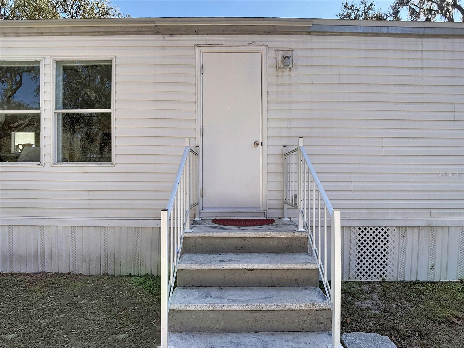 MOON LAKE ESTATES - Residential