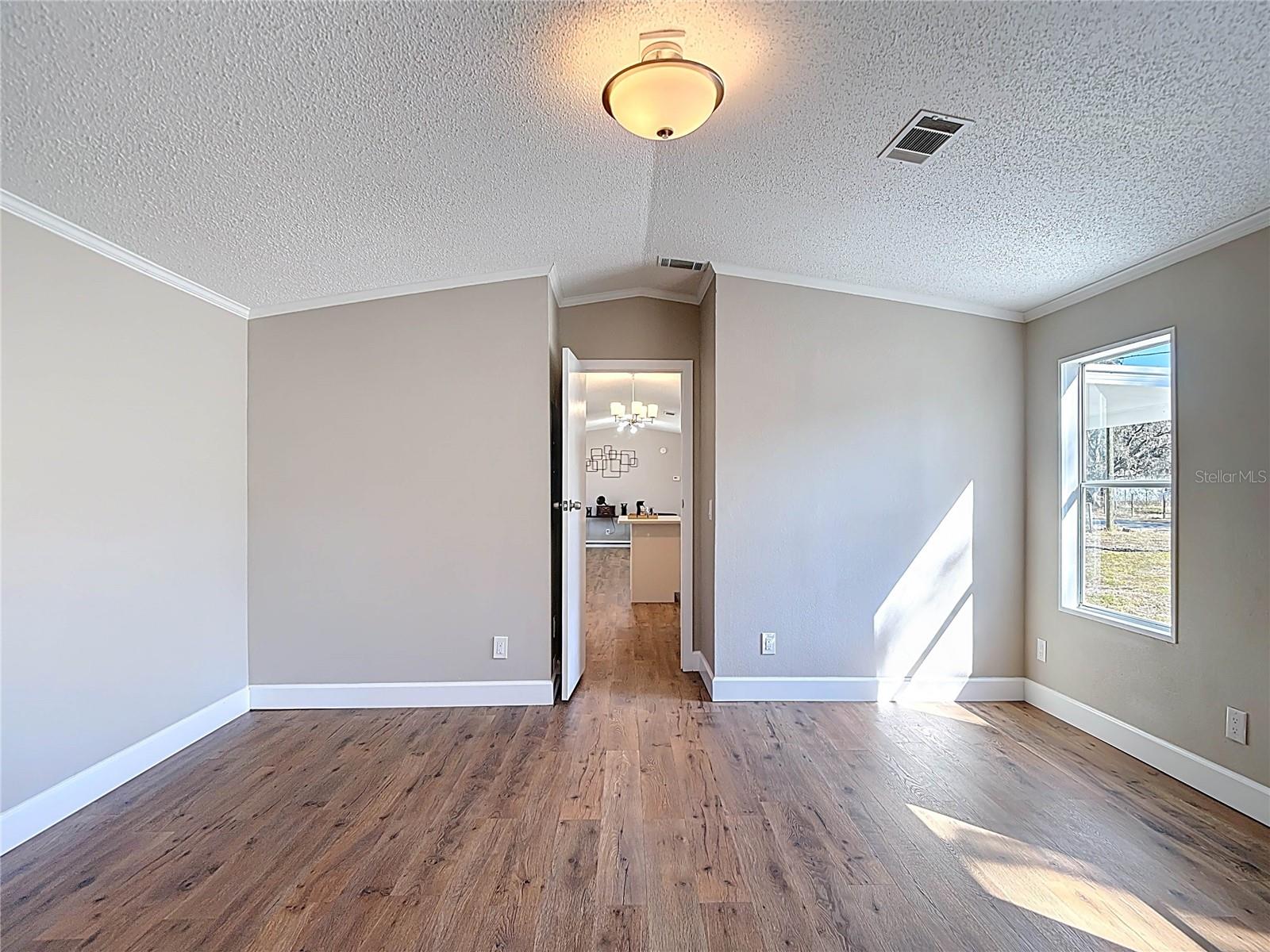 MOON LAKE ESTATES - Residential