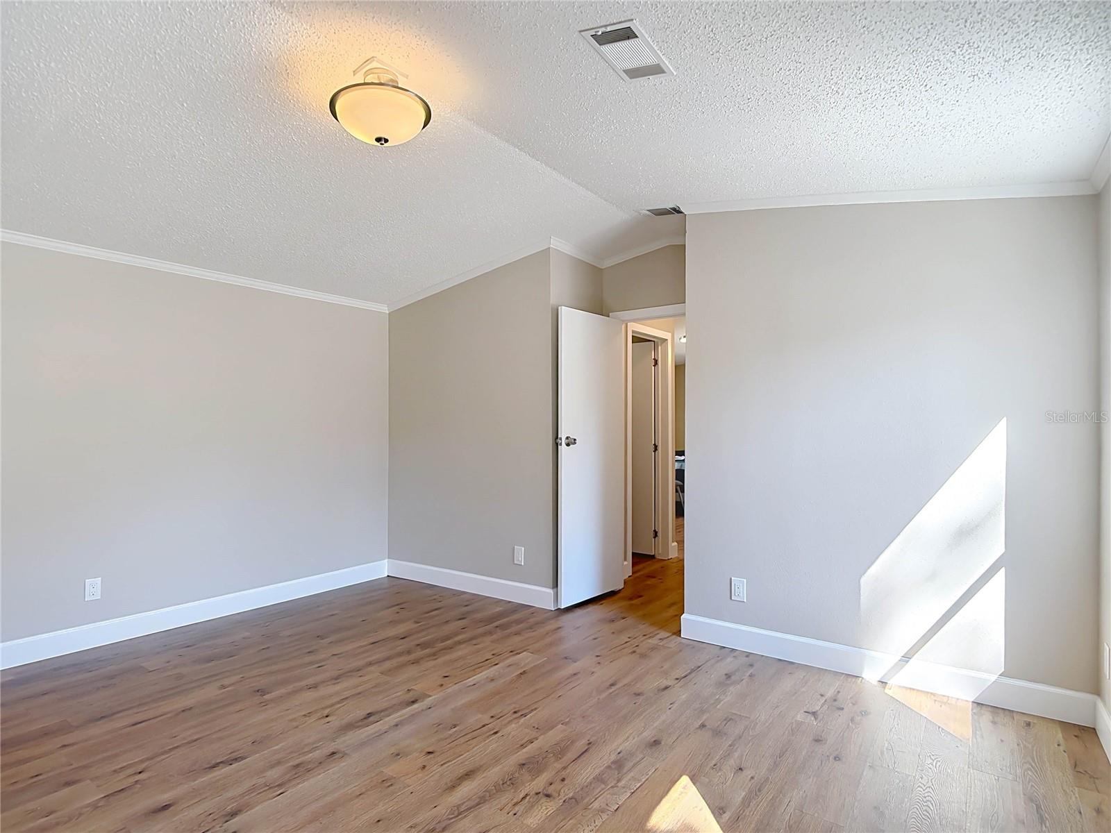 MOON LAKE ESTATES - Residential