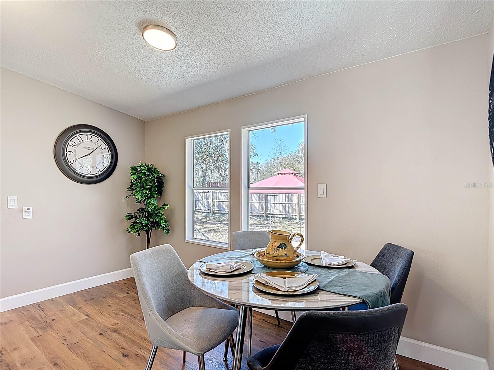 MOON LAKE ESTATES - Residential