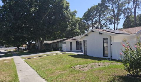 A home in VALRICO