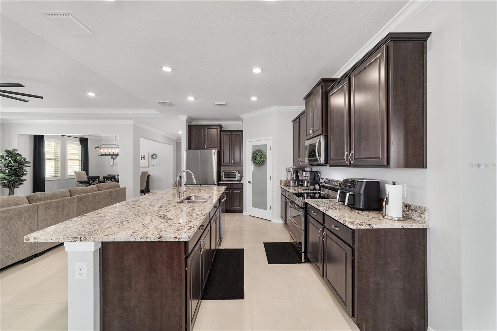 BROOKHAVEN - Residential