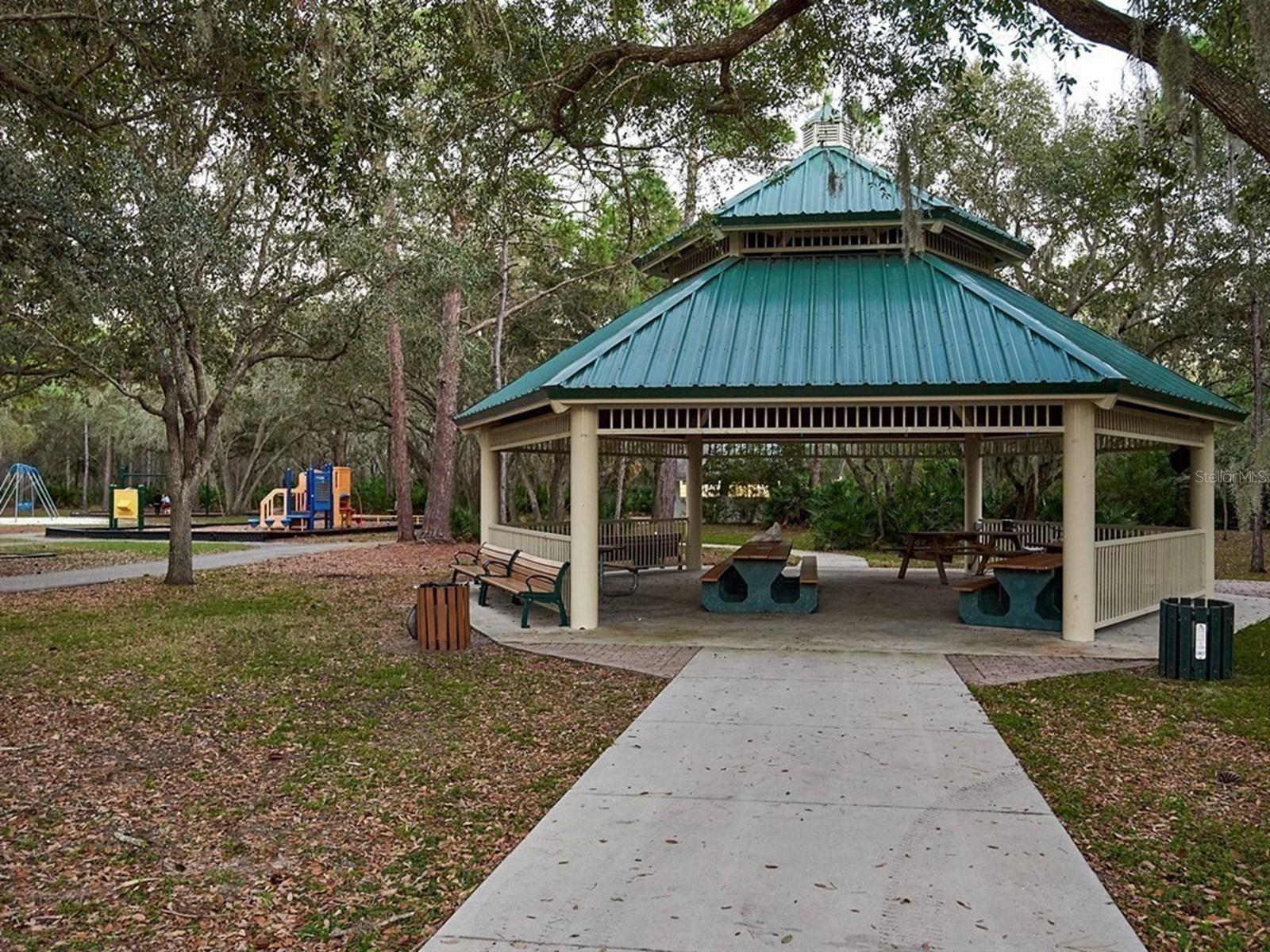 FAIRWAY WOODS - Residential